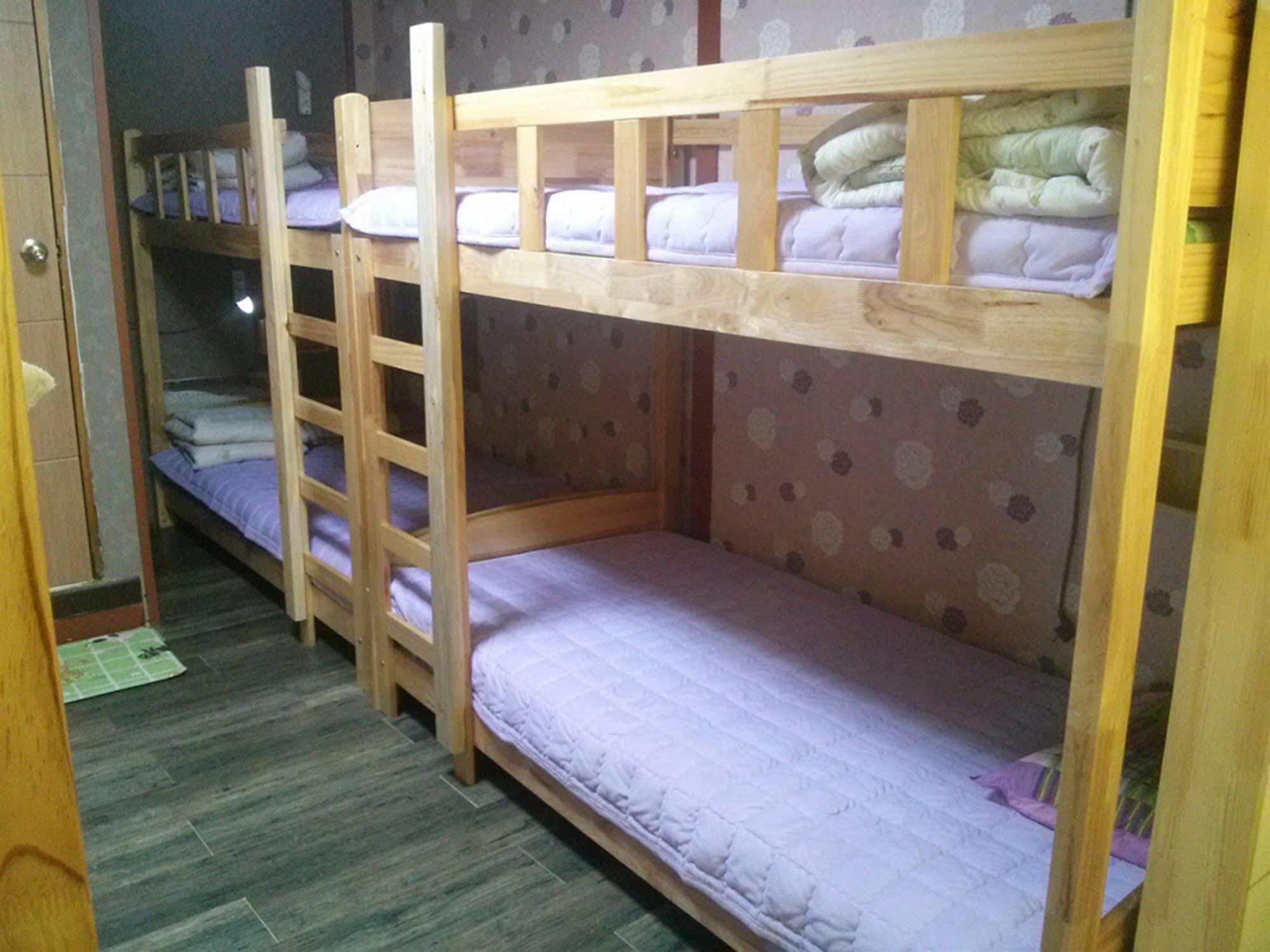 Guesthouse In Gangneung Myunggane Экстерьер фото